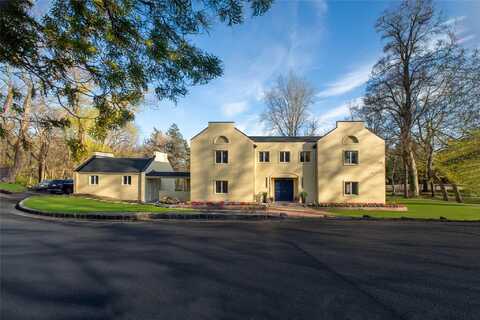 530 S Centre Island Road, Island Park, NY 11771