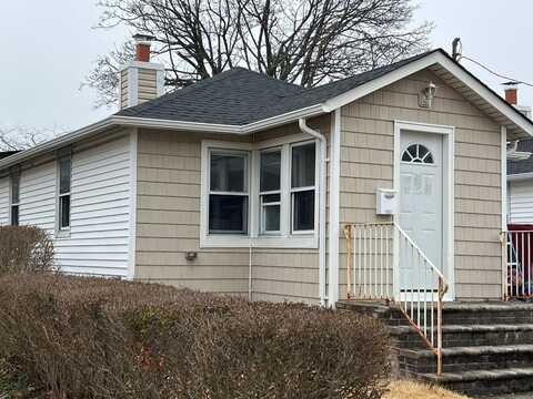 1052 Cornwell Avenue, Baldwin, NY 11510