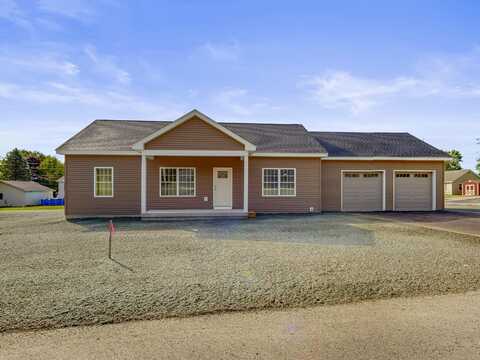 22 Melody Lane, Lewiston, ME 04240