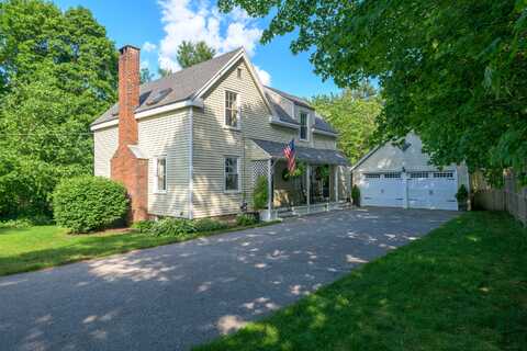 259 Middle Road, Falmouth, ME 04105