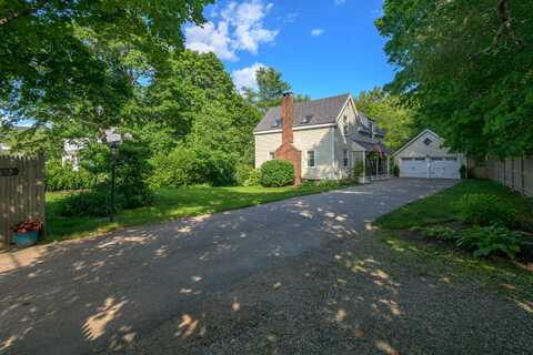 259 Middle Road, Falmouth, ME 04105