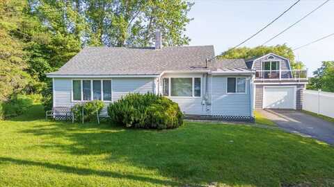 60 Waldo Avenue, Rockland, ME 04841