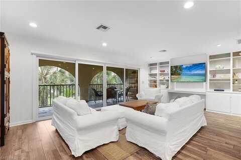 3360 10th, NAPLES, FL 34103