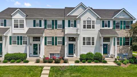 623 Lincoln Station Drive, Oswego, IL 60543