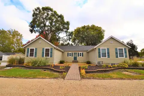 295 N 1st Avenue, Coal City, IL 60416