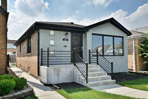 5628 S Merrimac Avenue, Chicago, IL 60638