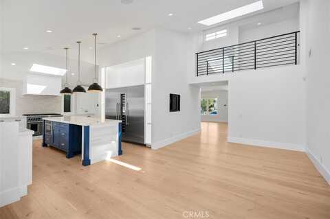 1954 Port Locksleigh Place, Newport Beach, CA 92660