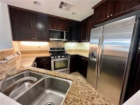 70 Hedge Bloom, Irvine, CA 92618
