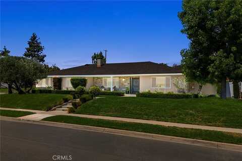 1831 Cockscrow Lane, North Tustin, CA 92705