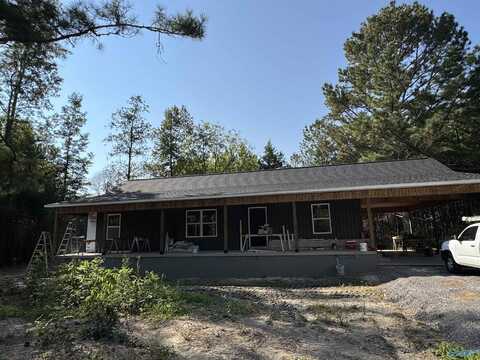 1744 County Road 261, Fort Payne, AL 35967