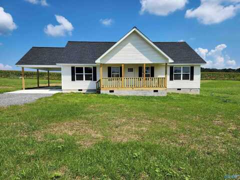 608 Lacey Road, Henagar, AL 35978