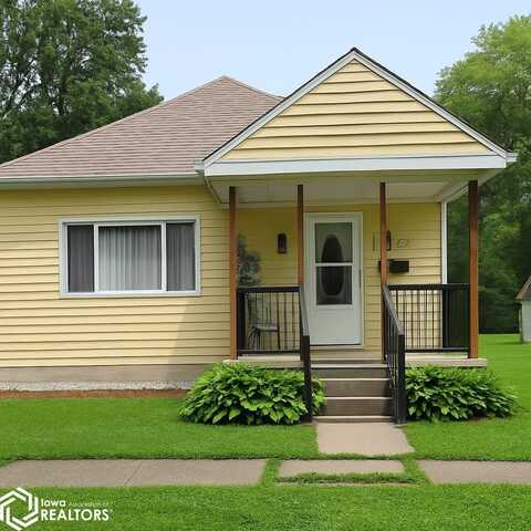 256 S Davis Street, Ottumwa, IA 52501