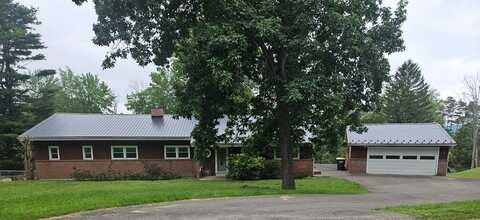 5 Courtly Circle, Owego, NY 13827