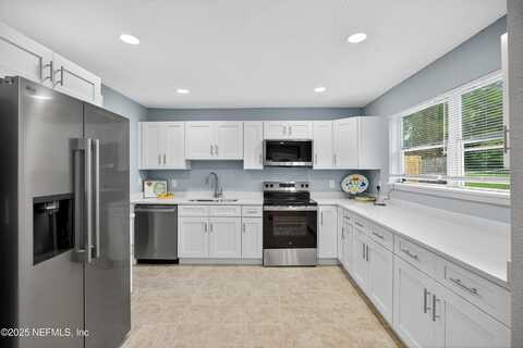 6952 GOLDILOCKS Lane, Jacksonville, FL 32210