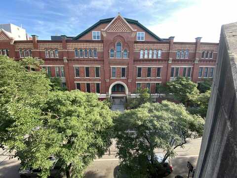 30 Hanover Street, Manchester, NH 03103