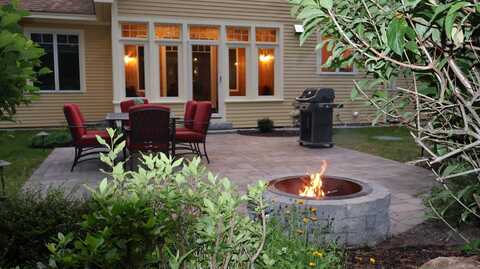 78 Christopher Street, Fryeburg, ME 04037