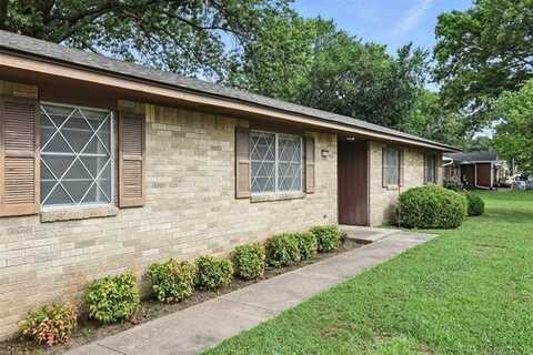 411 S Barclay Avenue, Dewey, OK 74029