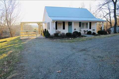 67 Bear Den Lane, Hillsville, VA 24343
