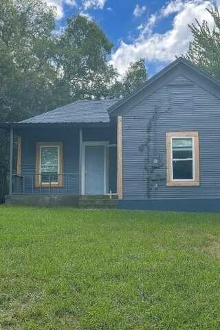 2222 W BOND Street, Denison, TX 75020