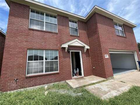 1002 Richmond Drive, Ennis, TX 75119