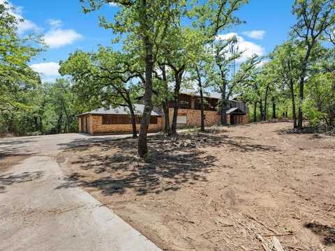 8028 Meadowbrook Drive, Fort Worth, TX 76120