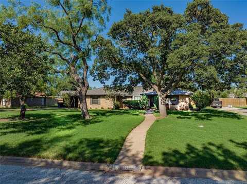 408 Ridge Road, Breckenridge, TX 76424