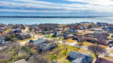 327 N Peninsula Drive, Lakewood Village, TX 75068