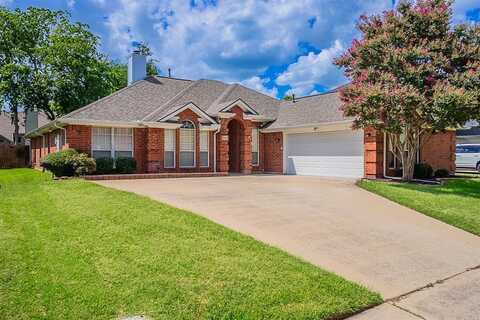 309 Saddlebrook, Garland, TX 75044
