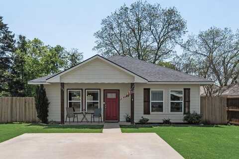 103 Texas Street, Pottsboro, TX 75076