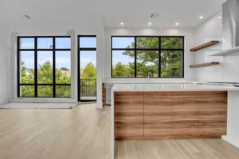 610 N Oak Cliff Boulevard, Dallas, TX 75208
