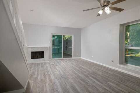 2100 Park Willow Lane, Arlington, TX 76011