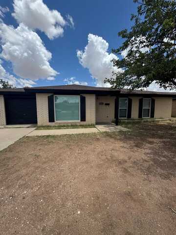 1613 E 52nd St, Odessa, TX 79762