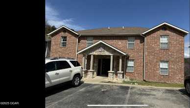 2962 Vineyards Parkway, Branson, MO 65616