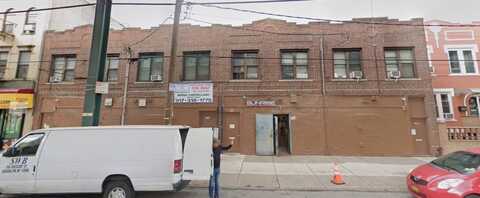 150-158 Crescent St, Brooklyn, NY 11208