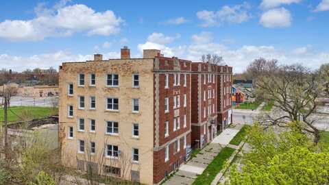 280 Richton St, Highland Park, MI 48203