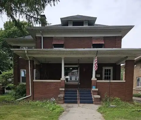1008 Cedar Street, Galesburg, IL 61401