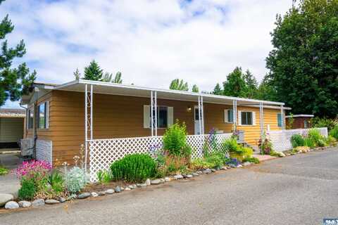 400 Gupster Road #15, Sequim, WA 98382