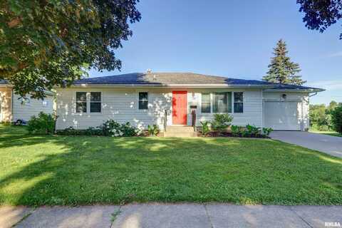 738 N 13TH Street, Clinton, IA 52732