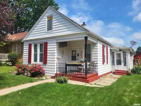1603 OAK Street, Quincy, IL 62301