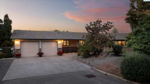 94806 E Granada Court, Kennewick, WA 99338
