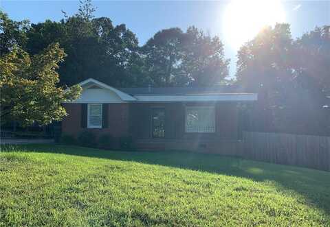 2504 10th Avenue, Phenix City, AL 36867