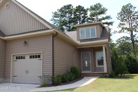 16 Cypress Circle, Southern Pines, NC 28387