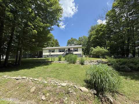 110 Tranquility Lane, Greentown, PA 18426