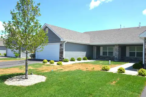 4483 Squaw Valley, LOVES PARK, IL 61111
