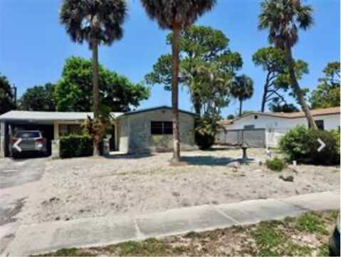 3631 NW 7th St, Lauderhill, FL 33311