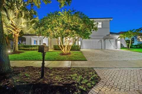 2683 Meadowood Ct, Weston, FL 33332