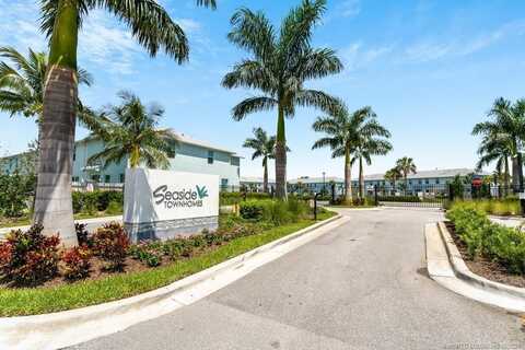 325 SE Halifax Lane, Stuart, FL 34994