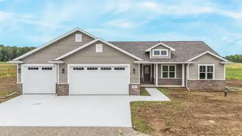 711 WILDWIND Drive, HORTONVILLE, WI 54944
