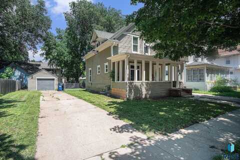 812 W 15th St, Sioux Falls, SD 57104