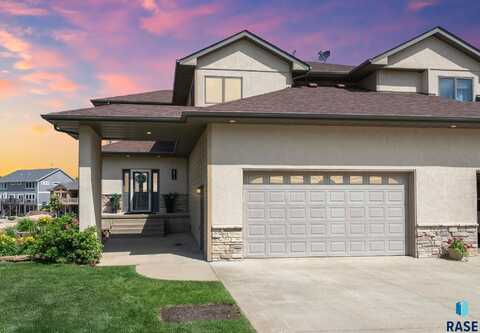 6014 Marrs Beach Ln, Madison, SD 57042